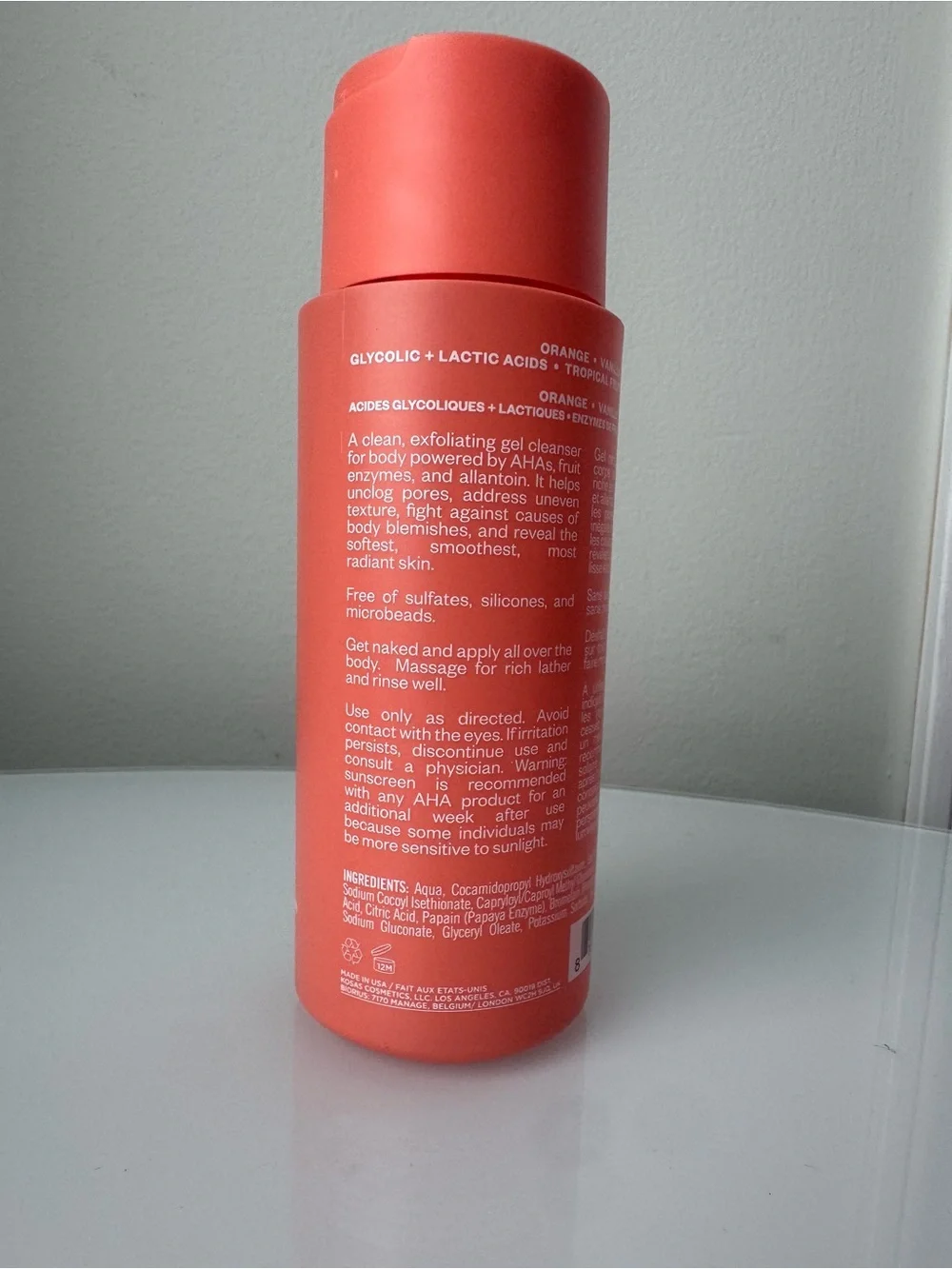 Kosasport AHA Enzyme Exfoliating Body Wash Kosas Coral Orange / Pink Gel 9oz
